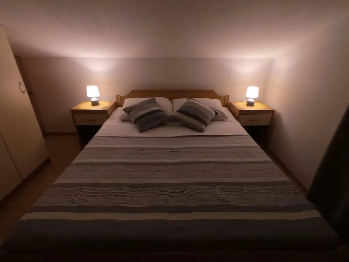 Relaxing Summer In Punat Apartment Croatia