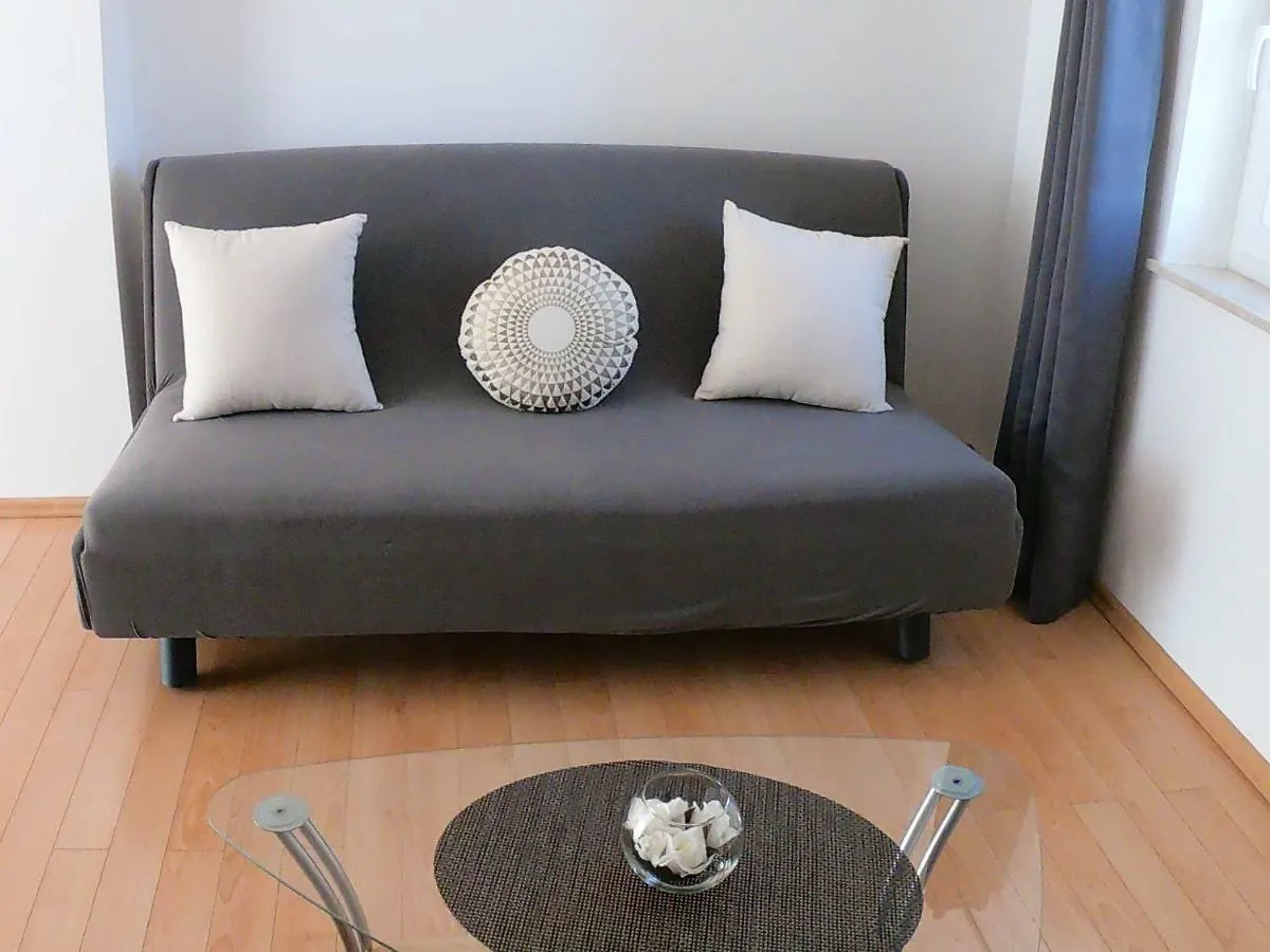 Relaxing Summer In Punat Apartment